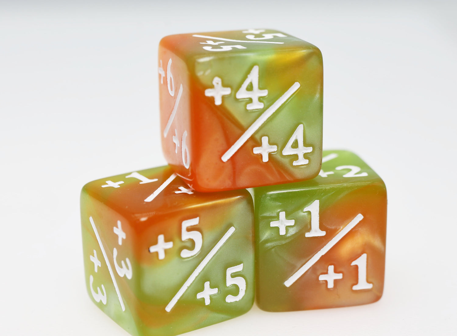 +1/+1 Green & Gold Counters for Magic - Set of 8 Plastic Dice Foam Brain Games