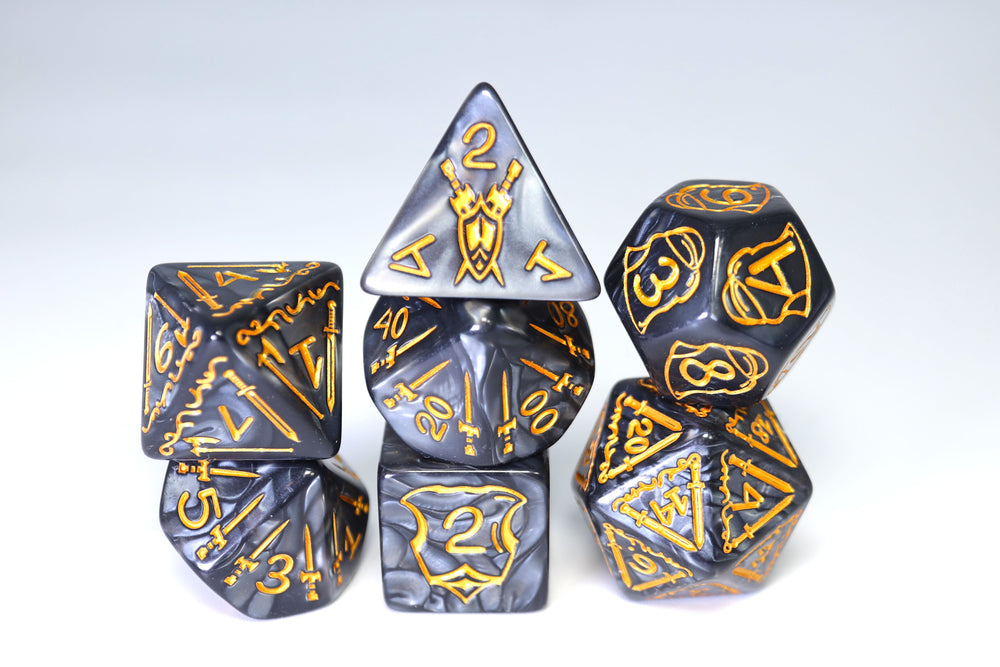 Queen's Armory: Cursed - 25mm RPG Dice Set Plastic Dice Foam Brain Games