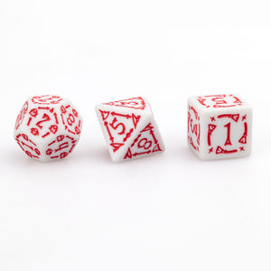 Trick or Treat: Bloodshot Eye RPG Dice Set Plastic Dice Foam Brain Games