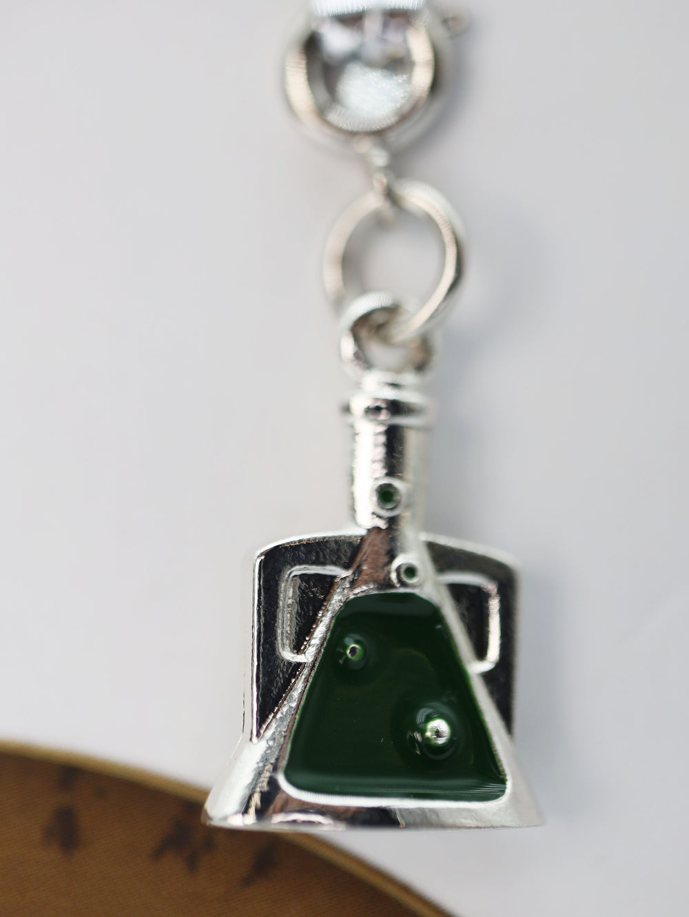 Traveler's Trinkets: Alchemist Potion Charm Jewelry Foam Brain Games