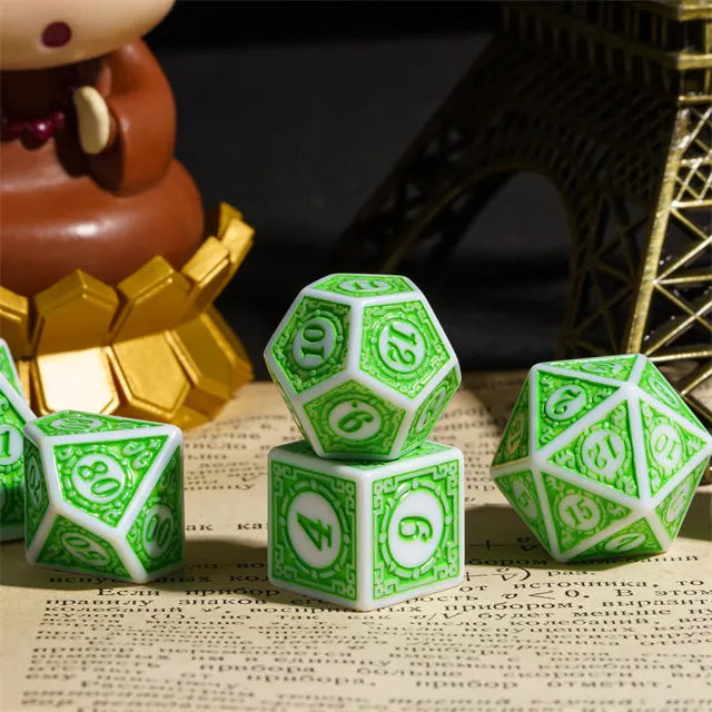 Motif: Leafy RPG Dice Set Plastic Dice Foam Brain Games