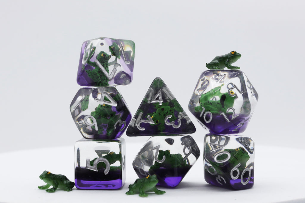 Green Poison Frog RPG Dice Set Plastic Dice Foam Brain Games