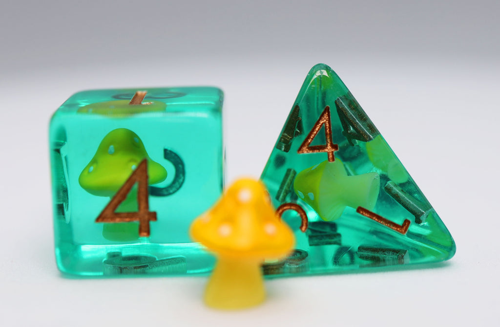 Yellow Mushroom RPG Dice Set Plastic Dice Foam Brain Games