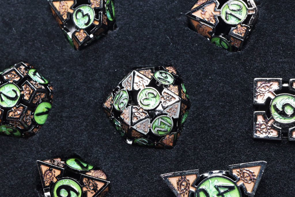 Oculus: Mesmerizing - Metal RPG Dice Set Metal Dice Foam Brain Games