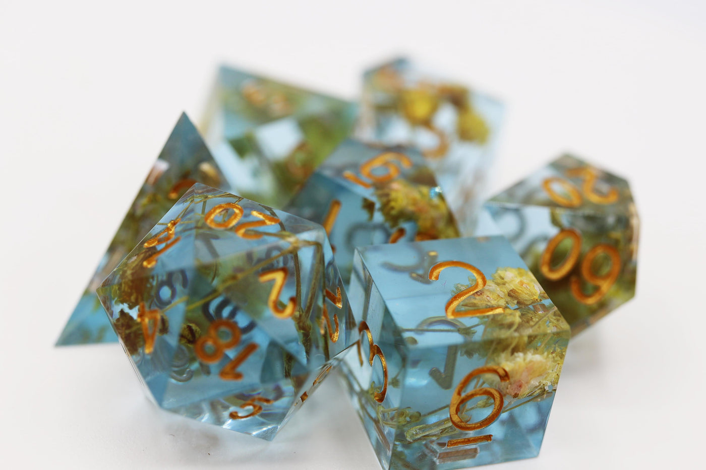 Sharp Edge Resin RPG Dice Set - Dahlia Plastic Dice Foam Brain Games