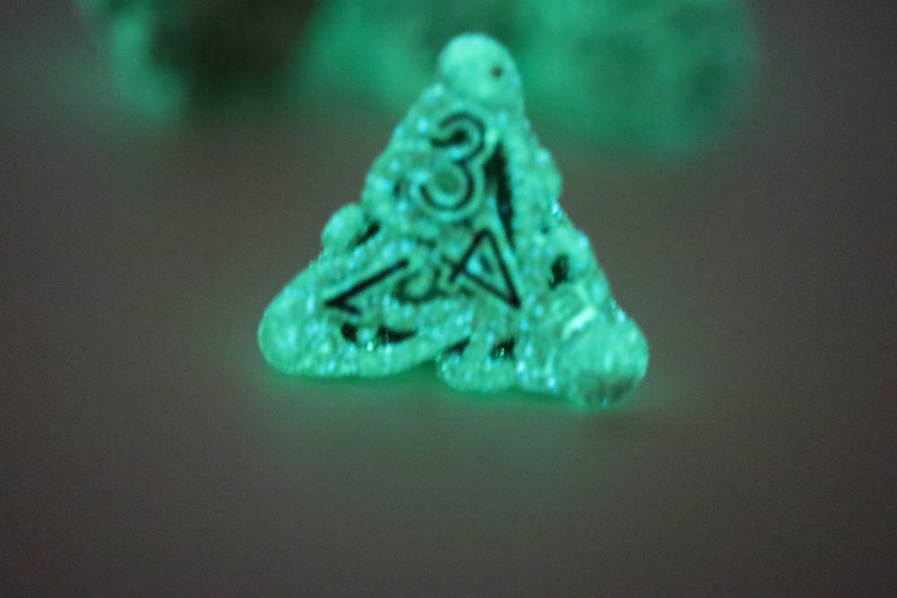 Mind Eater: Glow Green - Hollow Metal RPG Dice Set Metal Dice Foam Brain Games